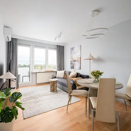 Mokotow Skyline Panorama By Bookinghost Apartment